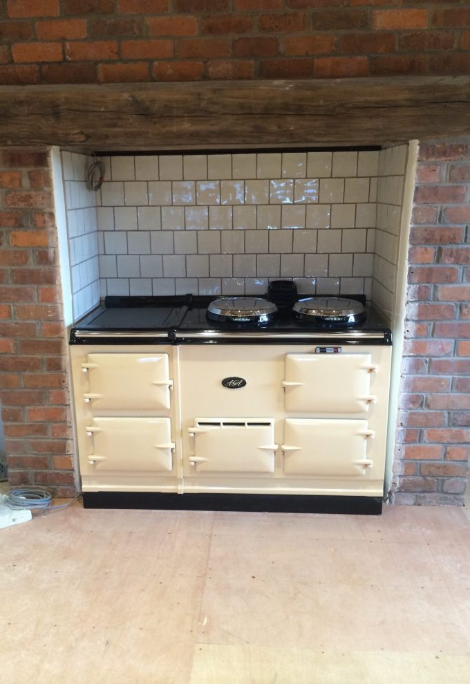 Fully Reconditioned 4 Oven Oil Aga Range Cooker Avec Cookers