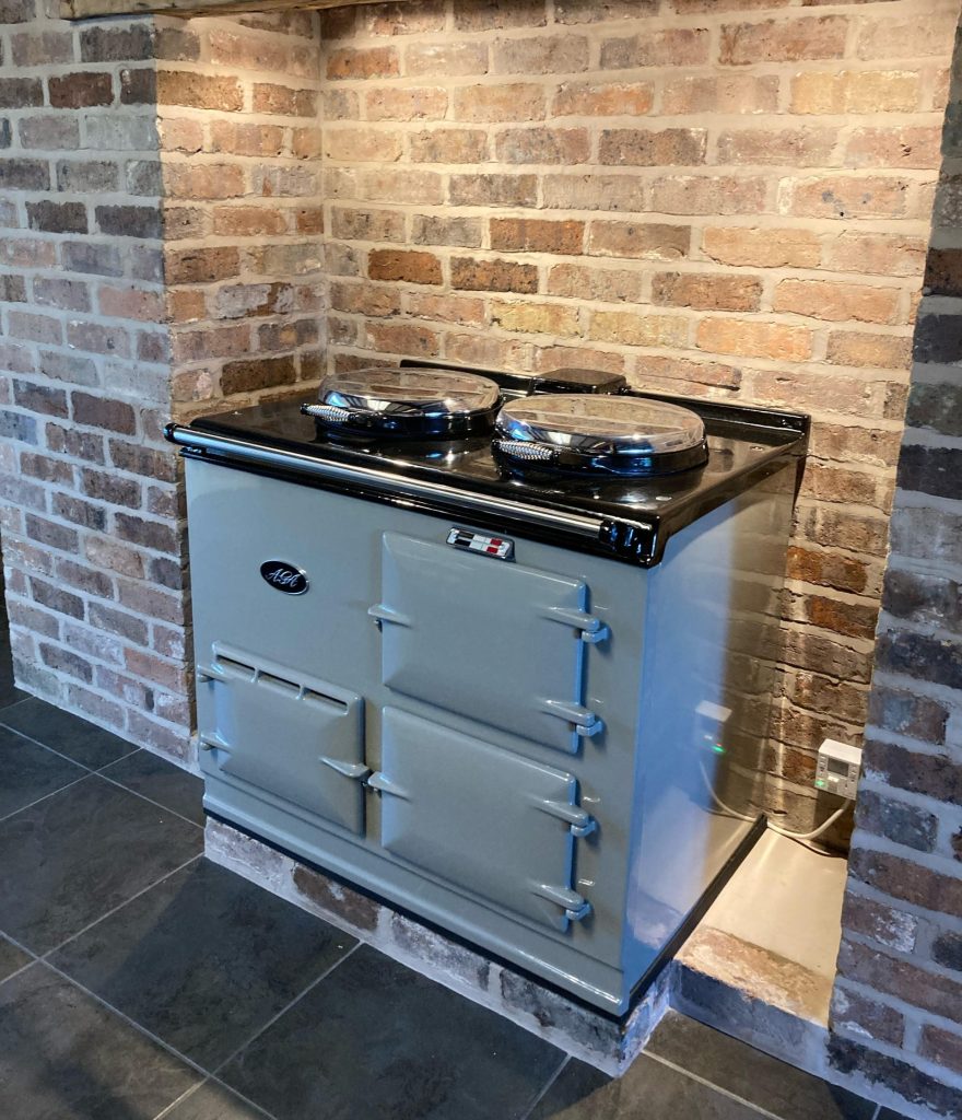 Fully Reconditioned 2 Oven Deluxe Gas Fired Aga Avec Cookers